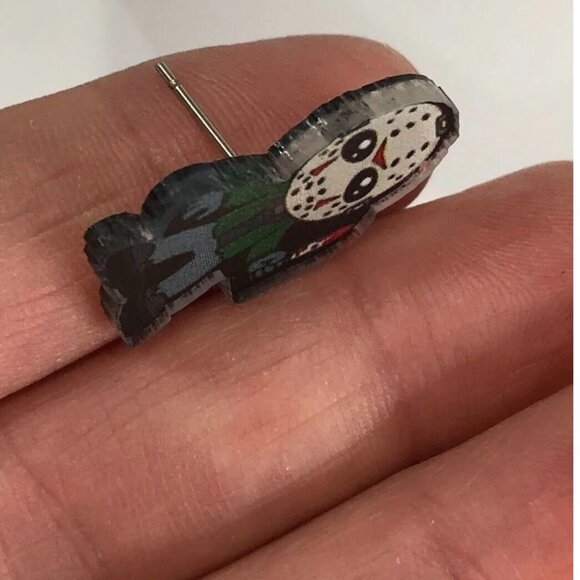 Jason Vorhees Horror Stud Earrings Acrylic Friday the 13th - Picture 4 of 6